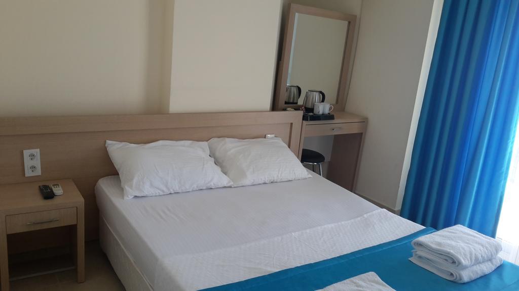 Adonis Hotel Μαρμαρίς Εξωτερικό φωτογραφία