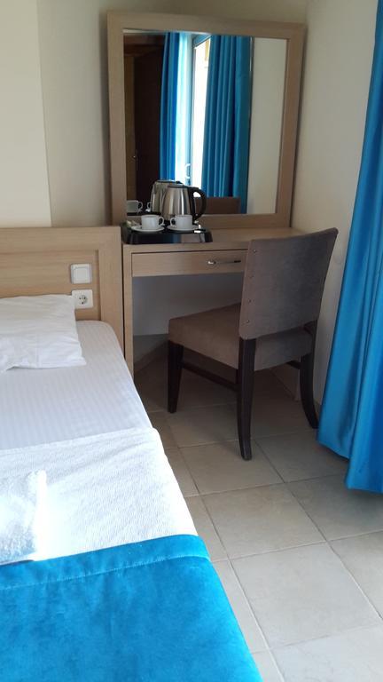 Adonis Hotel Μαρμαρίς Εξωτερικό φωτογραφία