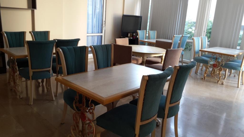 Adonis Hotel Μαρμαρίς Εξωτερικό φωτογραφία