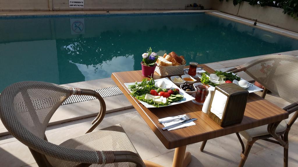 Adonis Hotel Μαρμαρίς Εξωτερικό φωτογραφία