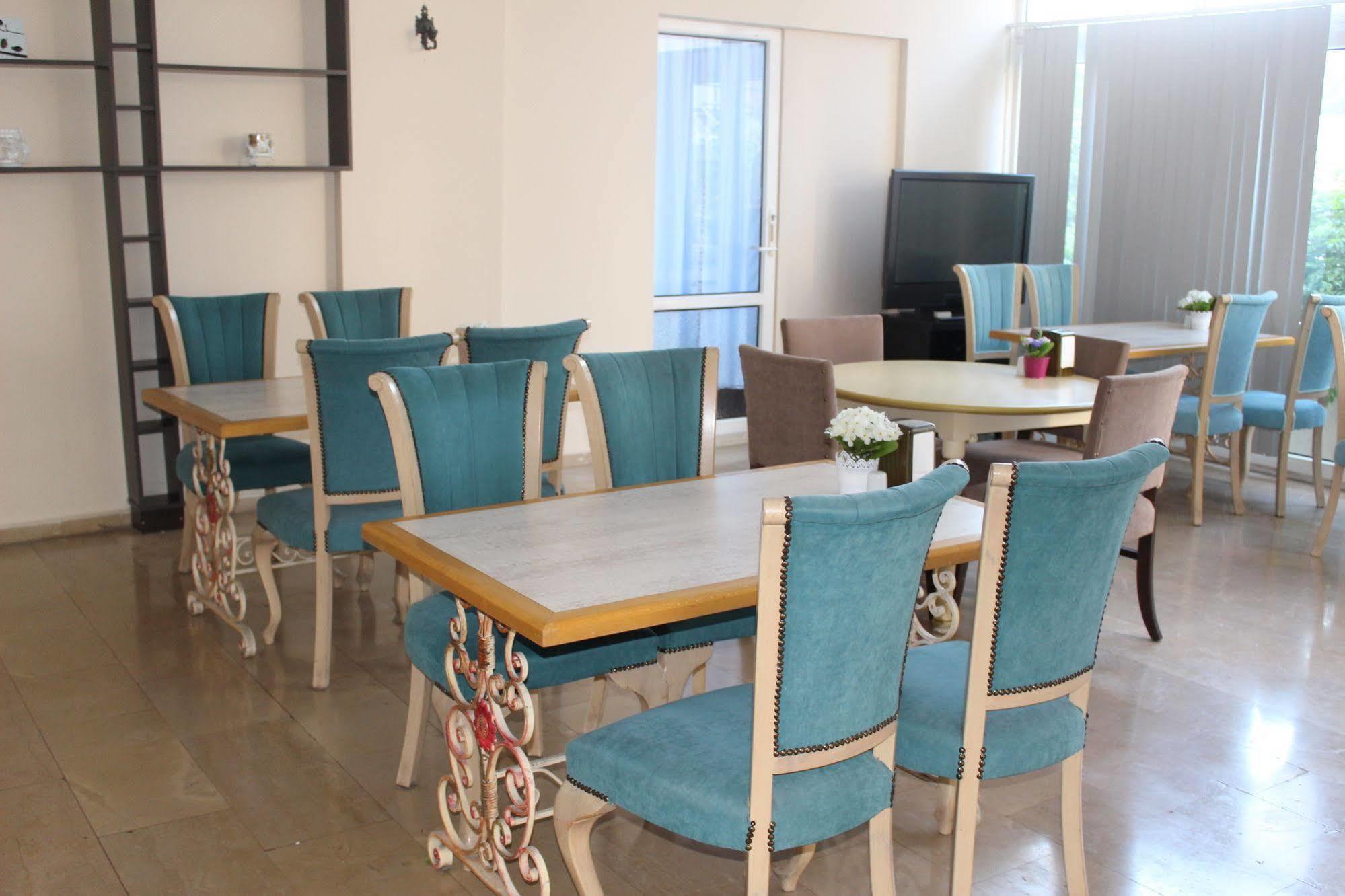 Adonis Hotel Μαρμαρίς Εξωτερικό φωτογραφία