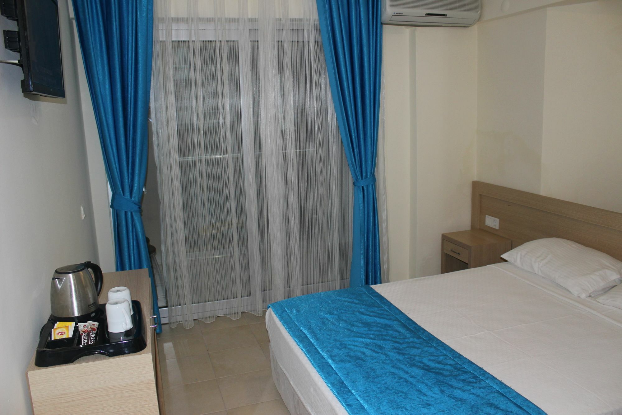 Adonis Hotel Μαρμαρίς Εξωτερικό φωτογραφία